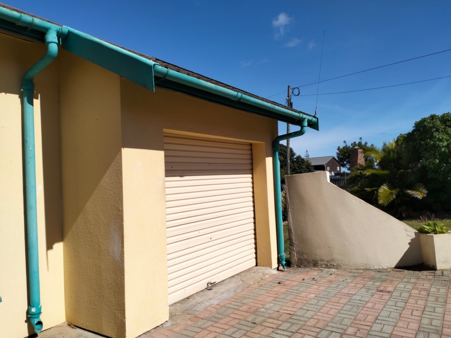 3 Bedroom Property for Sale in Dana Bay Western Cape